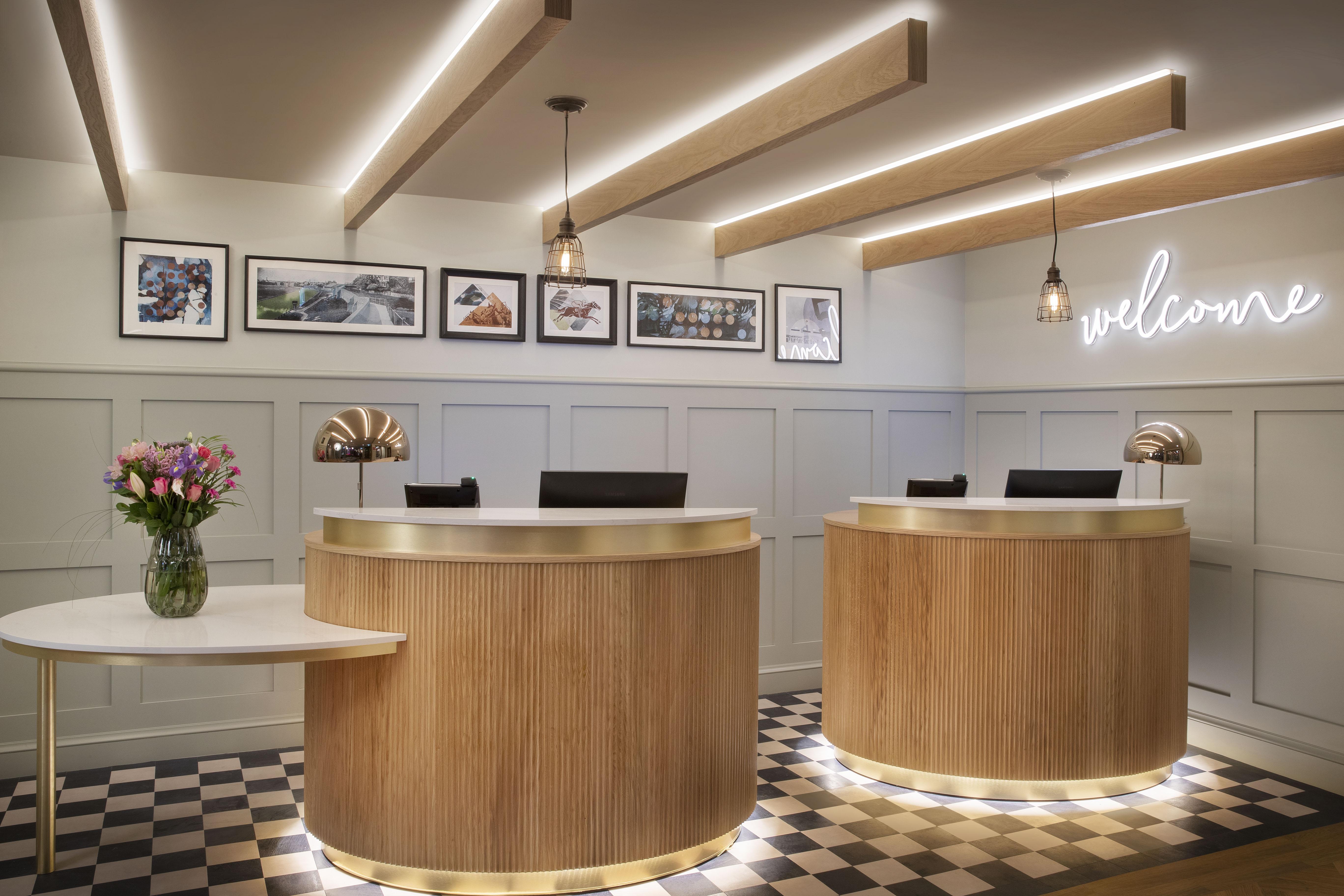 Leonardo Hotel チェスター エクステリア 写真